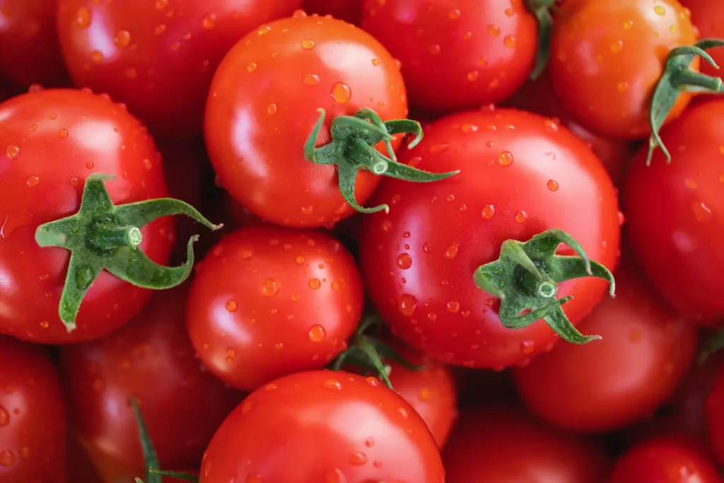myriams fotos tomatoes 7433786 1920