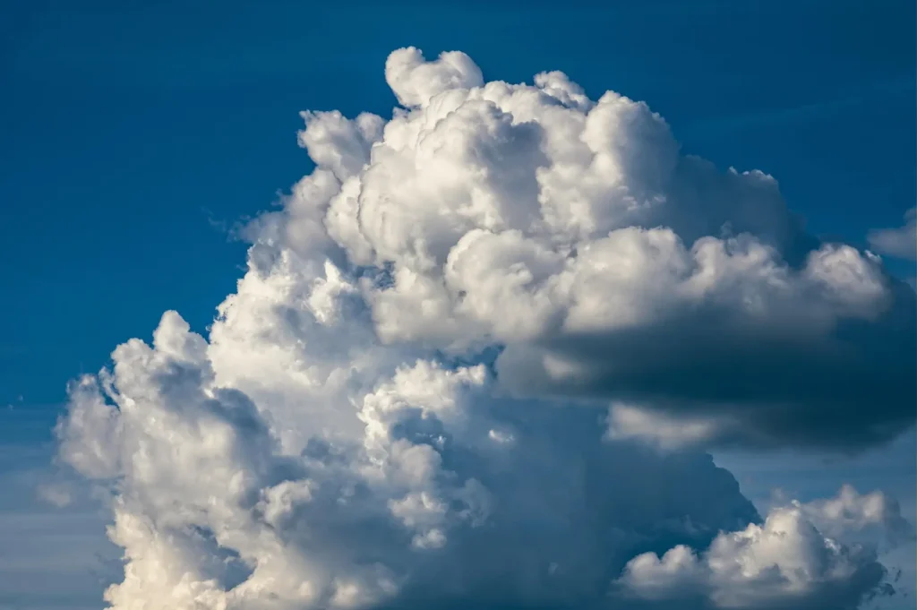 tama66 clouds 5348740 1920